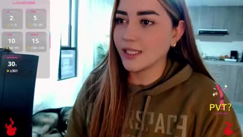 Snapshot of lucia_star_ chatting on 11.20.25 lucia star online show from 11.20.25