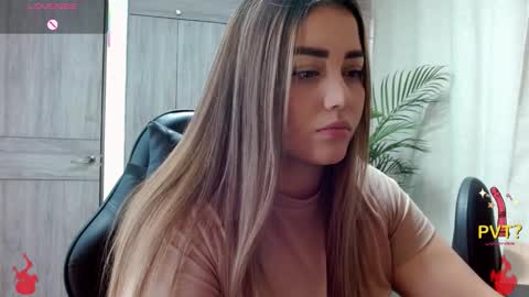 Snapshot of lucia_star_ chatting on 02.05.26 lucia star online show from 02.05.26