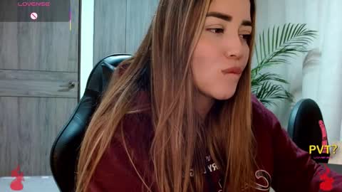 Snapshot of lucia_star_ chatting on 02.14.26 lucia star online show from 02.14.26