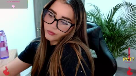 lucia star  online show from 04.10.26