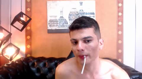 Snapshot of lucian_mills chatting on 11.08.25 Lucian online show from 11.08.25