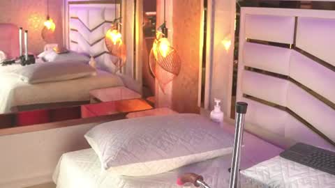 Snapshot of luciana_agudelo chatting on 06.29.26 luciana_agudelo online show from 06.29.26