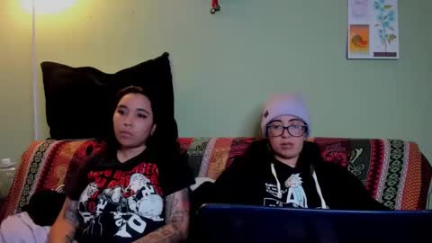 Snapshot of lucianacapisce chatting on 02.19.25 Dani 3 online show from 02.19.25