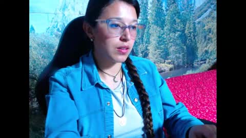 Snapshot of lucianahalen chatting on 09.29.25 Lucy online show from 09.29.25