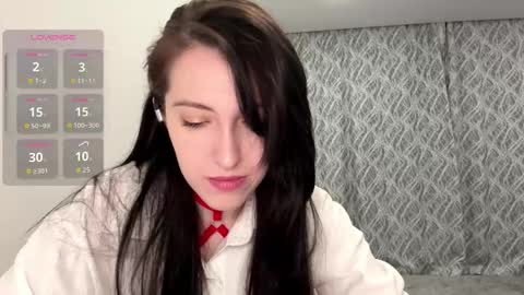 Snapshot of lucibeveridge chatting on 11.29.25 Mary online show from 11.29.25