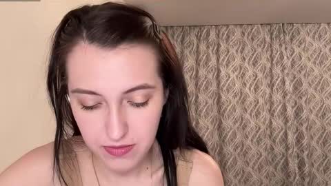 Snapshot of lucibeveridge chatting on 12.03.25 Mary online show from 12.03.25