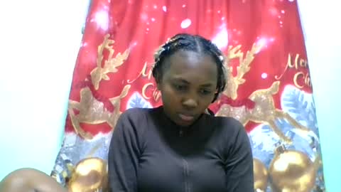 Snapshot of lucie196645 chatting on 06.28.26 lucie196645 online show from 06.28.26