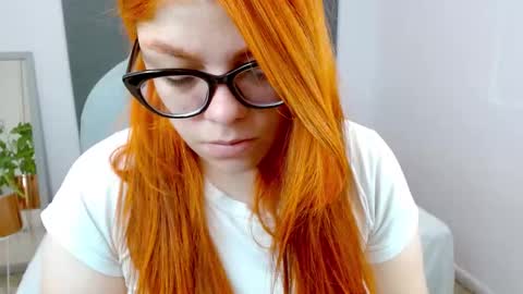 Lucie   online show from 12.02.24