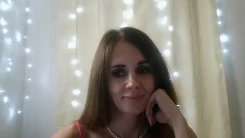 LucieMack online show from 10.10.25