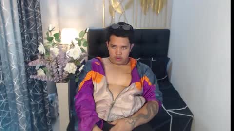 Luciferhotcum online show from 02.01.25