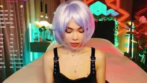 Snapshot of lucifiella chatting on 10.02.25 MimiFors online show from 10.02.25