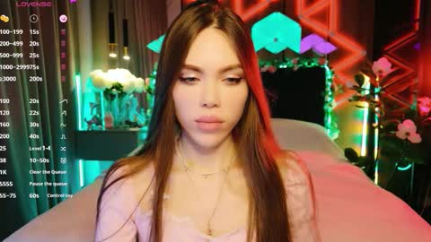 Snapshot of lucifiella chatting on 10.10.25 MimiFors online show from 10.10.25