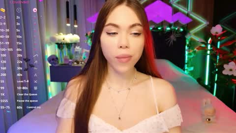 Snapshot of lucifiella chatting on 10.26.25 MimiFors online show from 10.26.25