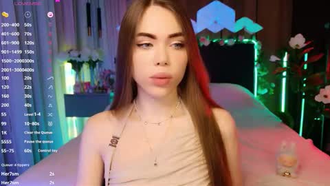 Snapshot of lucifiella chatting on 11.22.25 MimiFors online show from 11.22.25