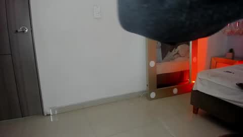 Leo online show from 11.21.25