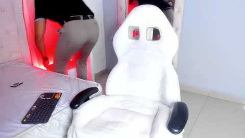 Leo online show from 02.02.26