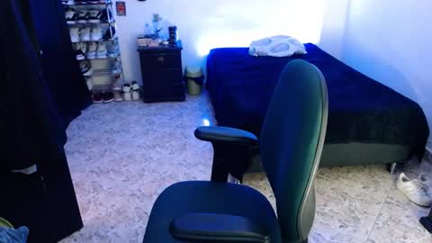 luciifer_hills online show from 01.01.25