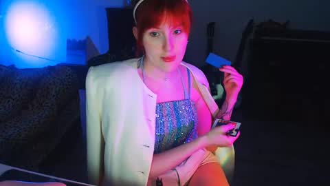 Snapshot of lucindaschaible chatting on 04.20.26 Lexa online show from 04.20.26