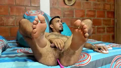 Snapshot of luck_andrew chatting on 12.15.25 luck_andrew online show from 12.15.25