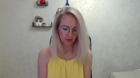 Arina online show from 03.05.25