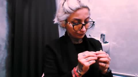 lucky_denizz online show from 11.20.25