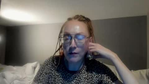 lucky_licky20 online show from 03.15.26