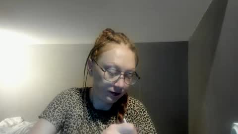 lucky_licky20 online show from 03.17.26