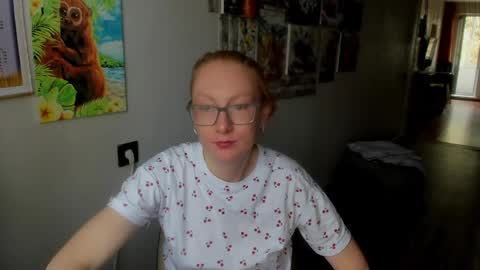 lucky_licky20 online show from 04.05.26