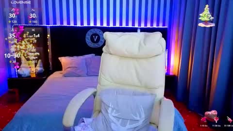 Snapshot of lucky_rita chatting on 12.14.25 Lucky Rita online show from 12.14.25