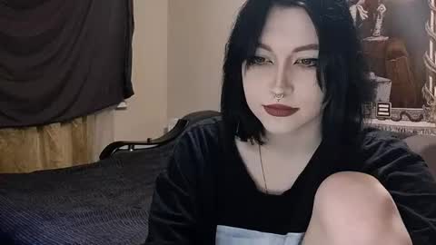 Snapshot of luckybastrad0677 chatting on 05.27.26 luckybastrad0677 online show from 05.27.26