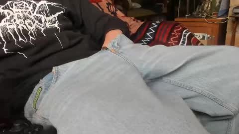 Snapshot of luckydrakex chatting on 01.11.25 Lucky online show from 01.11.25