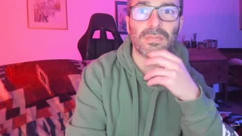 Snapshot of luckydrakex chatting on 01.11.25 Lucky online show from 01.11.25