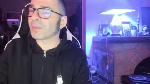 Snapshot of luckydrakex chatting on 03.01.25 Lucky online show from 03.01.25