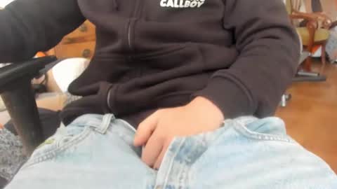 Snapshot of luckydrakex chatting on 03.01.25 Lucky online show from 03.01.25