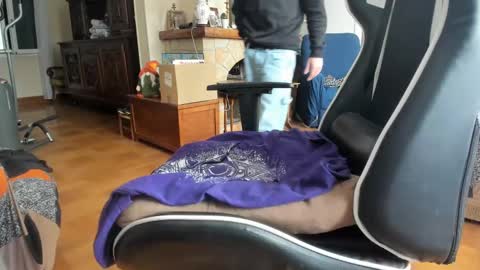 Snapshot of luckydrakex chatting on 03.02.25 Lucky online show from 03.02.25