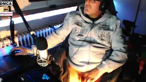 Snapshot of luckyfreak1 chatting on 12.25.24 call me Stefan online show from 12.25.24