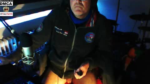 Snapshot of luckyfreak1 chatting on 03.02.25 call me Stefan online show from 03.02.25