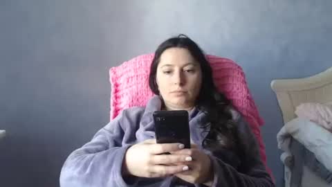 Snapshot of luckylinda23 chatting on 04.15.26 luckylinda23 online show from 04.15.26