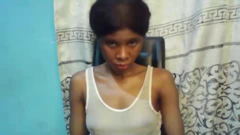 Snapshot of luckymadequeen chatting on 02.23.25 Gloria online show from 02.23.25