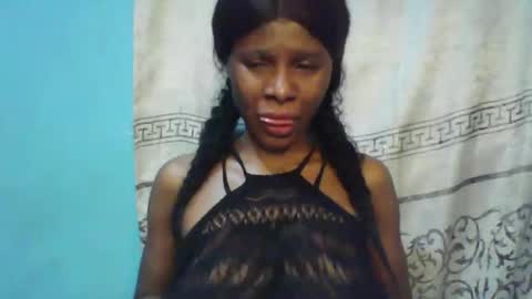 Snapshot of luckymadequeen chatting on 03.04.25 Gloria online show from 03.04.25