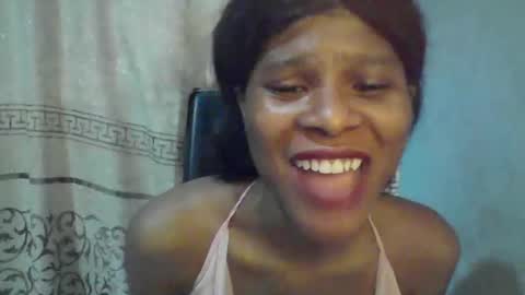 Snapshot of luckymadequeen chatting on 09.26.25 Gloria online show from 09.26.25