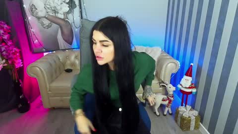 Monika online show from 01.08.25