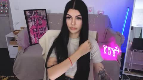 Monika online show from 10.11.25