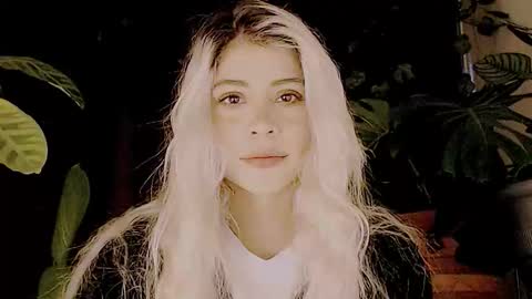 luckysapphire777 online show from 10.30.25