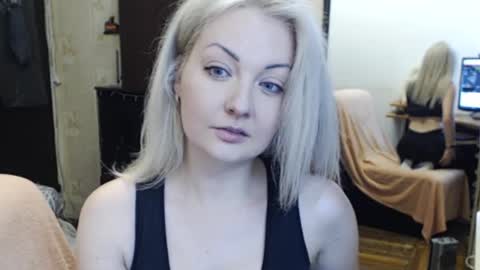 LuckyShot online show from 11.03.25