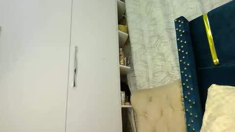 Snapshot of luckyy003 chatting on 12.20.25 brielle online show from 12.20.25