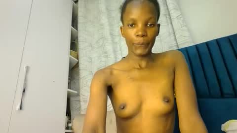 Snapshot of luckyy003 chatting on 12.20.25 brielle online show from 12.20.25