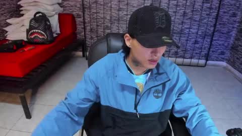 Snapshot of luckyy_boy_ chatting on 04.17.26 Lucky online show from 04.17.26