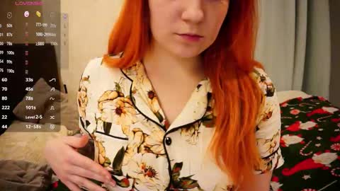 Snapshot of lucretiaburnaugh chatting on 01.07.26 Rinredhead Gloriawith glasses Rayanother glasses online show from 01.07.26