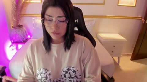 lucy online show from 03.11.25